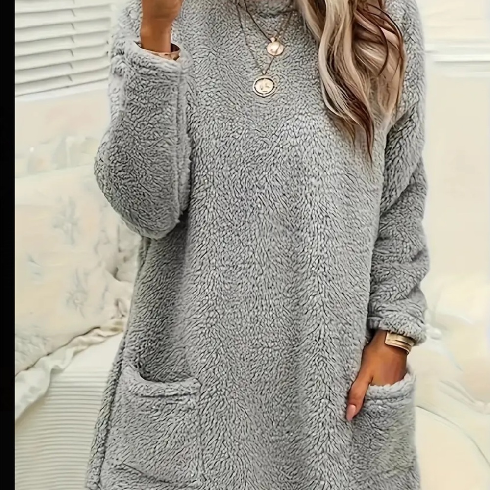 Cozy Gray Fleece Pullover - Picture 3 of 8